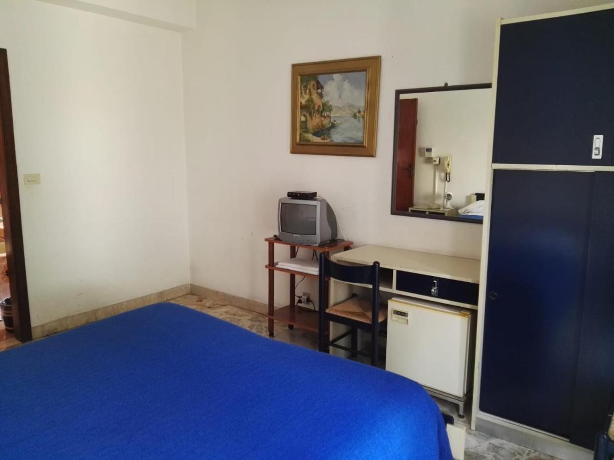 Affittacamere Al Centro Di מילאצו מראה חיצוני תמונה